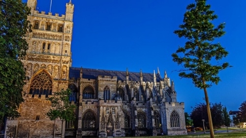 <em><em>夏威</em><em>夷<em>大學(xué)</em></em></em><em>馬諾</em><em>阿</em><em>分校</em>本科預(yù)備課程入學(xué)要求