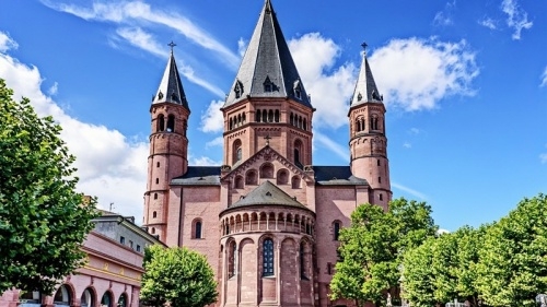 2024<em>同志</em><em>社</em><em>大學(xué)</em>2023年USNEWS世界<em>大學(xué)</em>綜合排名第1873