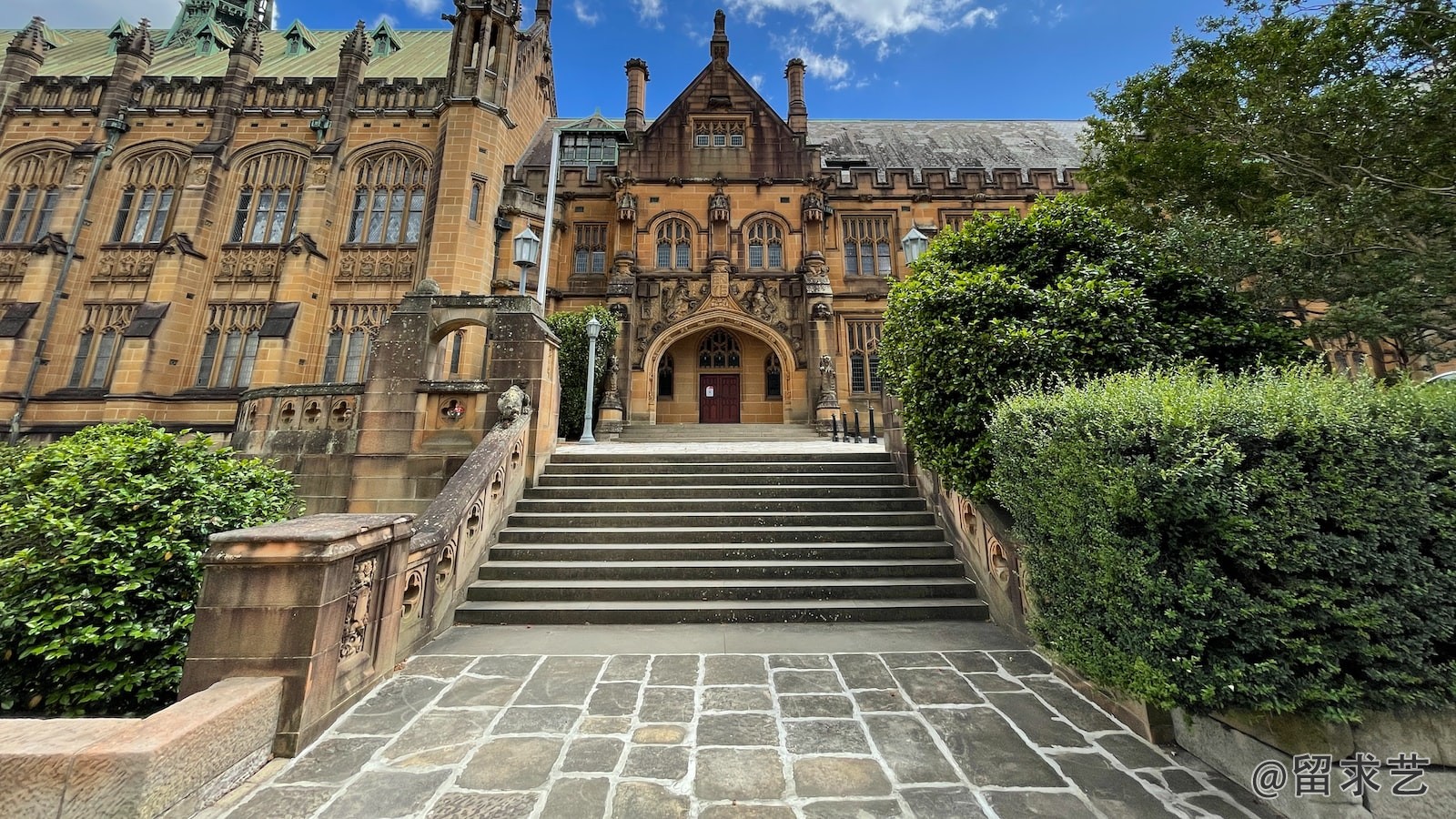 英國格拉斯哥大學(xué)藝術(shù)設(shè)計(jì)專業(yè)真的有那么厲害嗎