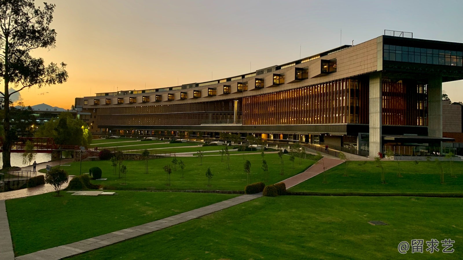 東北大學(xué)和吉林大學(xué)哪個(gè)要好一些