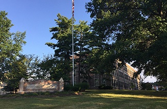 芳邦大學(xué)
