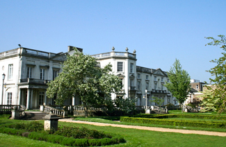 羅漢普頓大學(xué)
