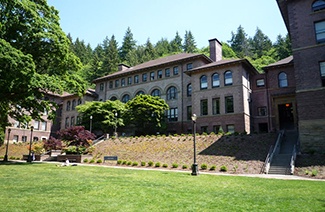 西華盛頓大學(xué)