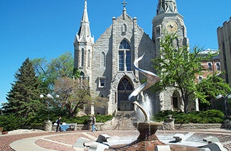 克瑞頓大學