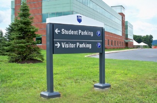 密歇根大學迪爾本分校