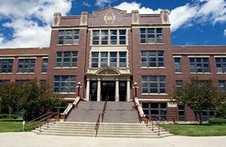 邁諾特州立大學(xué)
