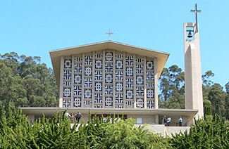 圣名大學(xué)