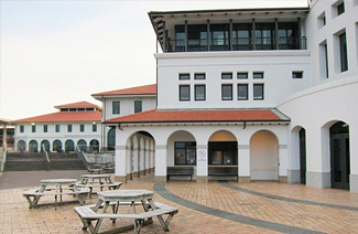 梅西大學(xué)