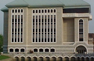 劉易斯與克拉克社區(qū)學(xué)院