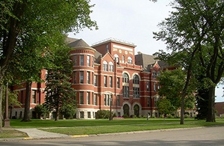 梅維爾州立大學(xué)