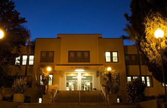 拉謝拉大學(xué)