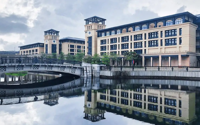 2023年澳門大學(xué)申請時(shí)間及條件