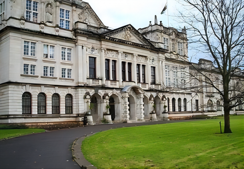 英國卡迪夫大學本科及研究生申請條件