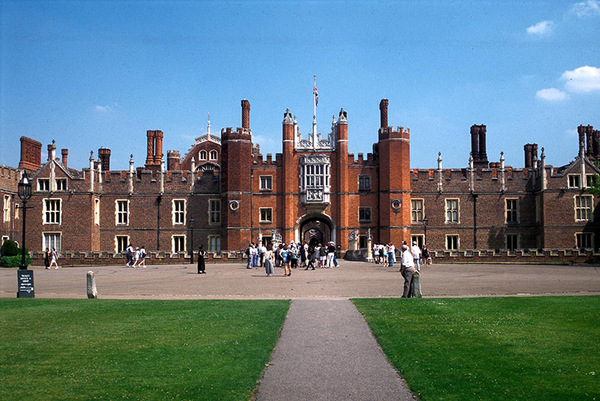 英國(guó)設(shè)計(jì)專業(yè)好的大學(xué)有哪些? 英國(guó)設(shè)計(jì)專業(yè)好的大學(xué)有哪些?