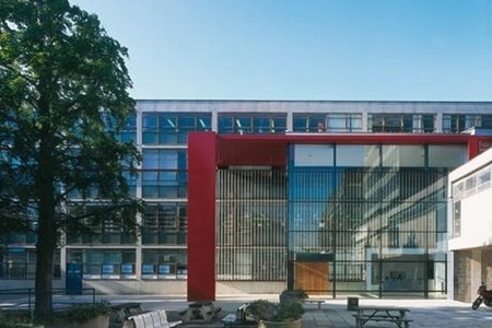 倫敦傳媒學院相當于國內什么大學？