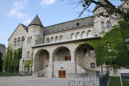 英國金斯頓大學(xué)世界排名情況如何？
