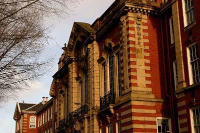 英國建筑專業(yè)碩士留學，你想選哪所院校？