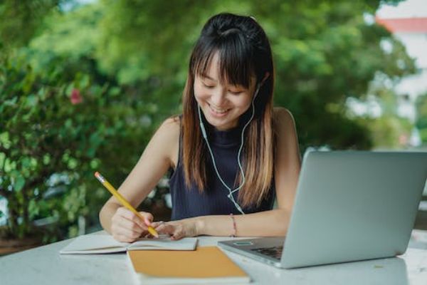 韓國研究生留學(xué)教育專業(yè)就業(yè)分析