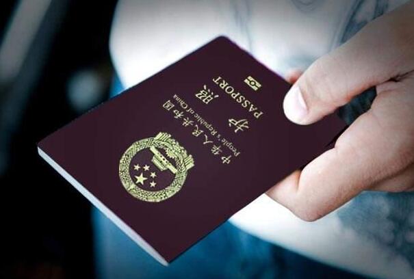 辦簽證自己辦還是旅行社辦(旅行社會(huì)幫忙辦理簽證嗎?)