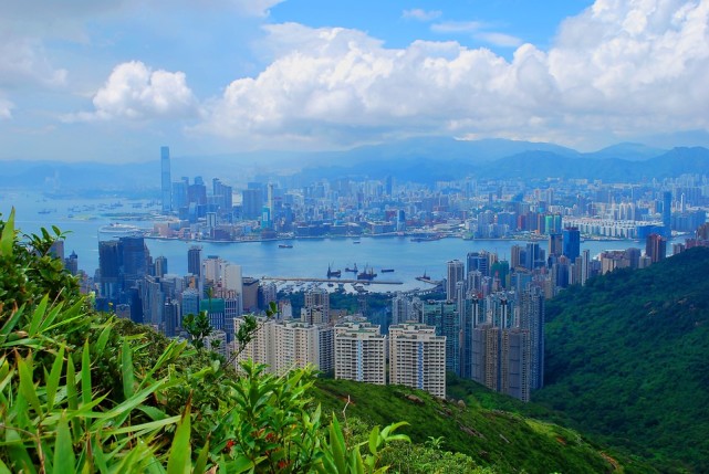 去香港留學(xué)需遵守這些規(guī)則 不然會(huì)受到懲罰