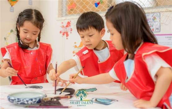 香港弘立書院小學(xué)怎么樣？