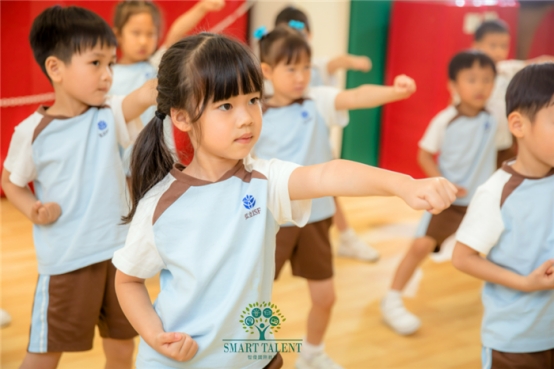 香港弘立書院小學(xué)怎么樣？
