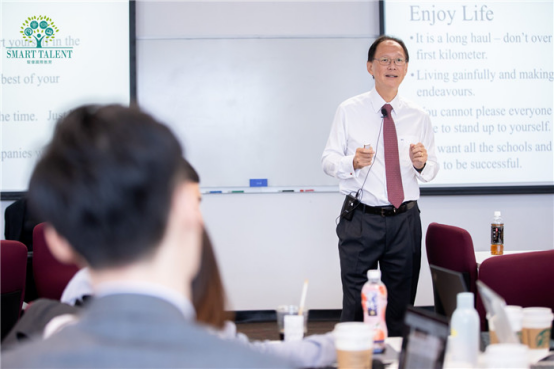 香港大學(xué)的商學(xué)院怎么樣?