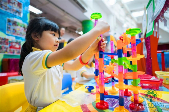 香港啟思幼稚園除了是1所Happy School 還有什么優(yōu)點嗎？