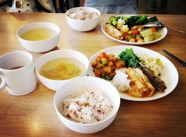香港大學(xué)圖片校園美景有哪些（香港大學(xué)畢業(yè)珍藏版美圖）