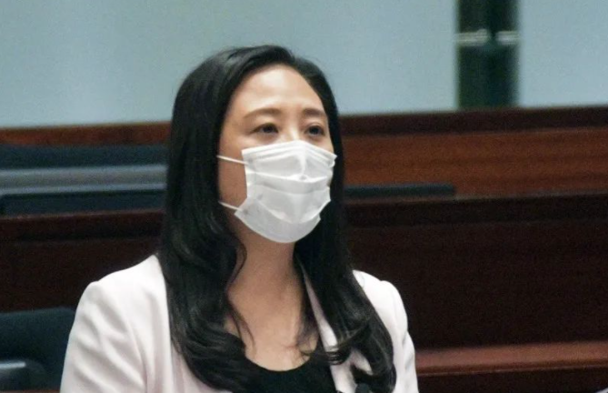2022年香港移民人數(shù)是多少（2021香港人口減少1.2%是為什么）