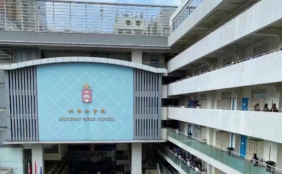 僅14所！香港只有這些中小學學?？梢约乃蓿?/><img src=
