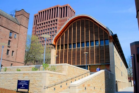 耶魯大學(xué)平面設(shè)計(jì)專業(yè)怎么樣？