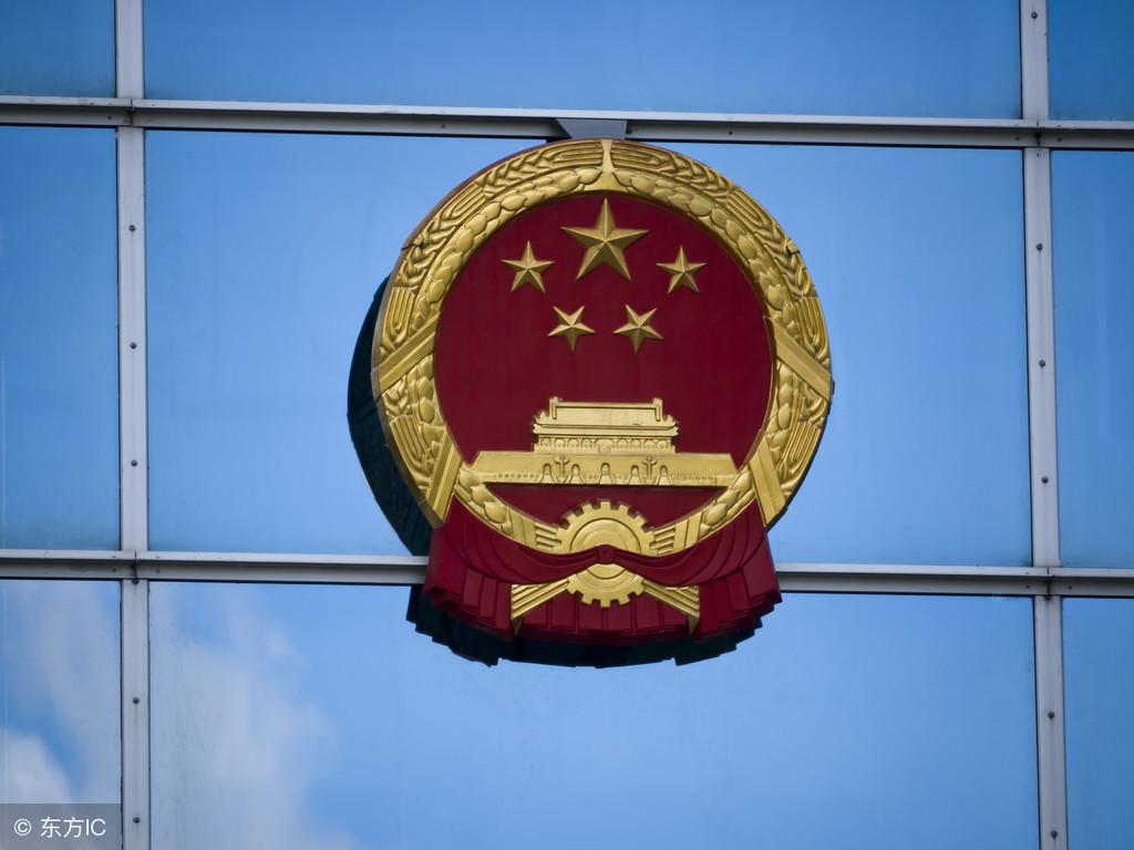 中國人出國護(hù)照被剪了還能用嗎，提前為你的護(hù)照做加強保護(hù)