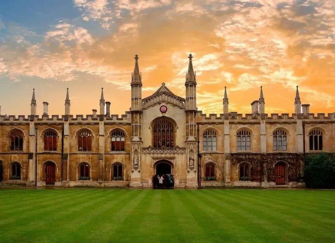 英國院校承認(rèn)的中國大學(xué)有哪些,揭秘英國頂級(jí)學(xué)府認(rèn)可的中國大學(xué)名單(圖1)