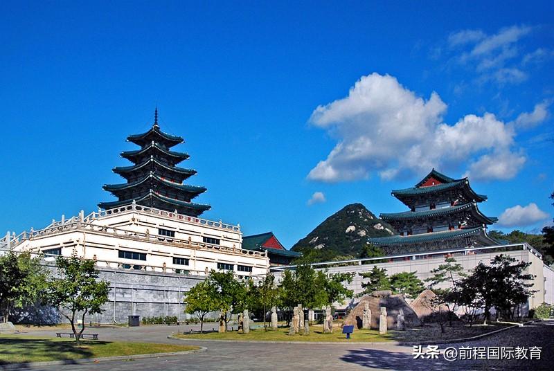 美術(shù)生國外讀本有哪些院校可選,6個(gè)熱門美術(shù)專業(yè)國際本科項(xiàng)目分析(圖1)