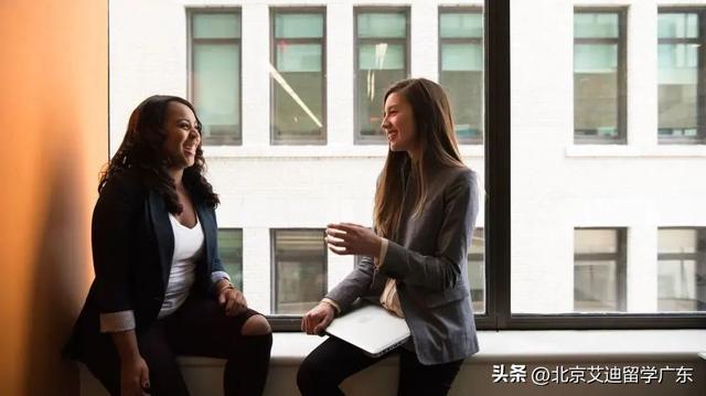 英國留學(xué)如何打工,實(shí)用的留學(xué)生英國兼職指南分享(圖1)