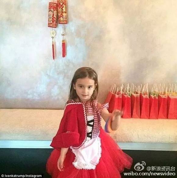 川普孫女顏值超媽媽?zhuān)恳髦形脑?shī)成網(wǎng)紅