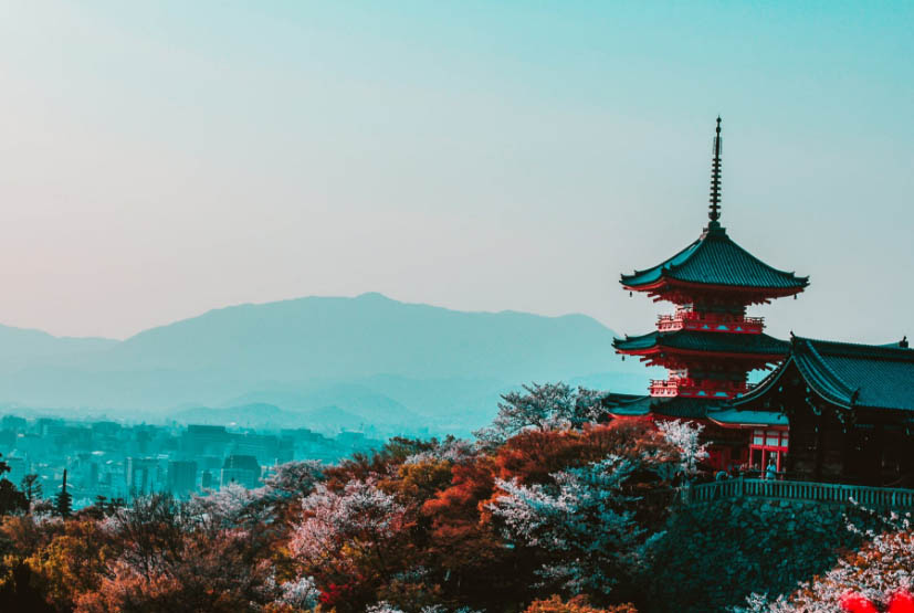 日本移民政策實(shí)施后，中國人占蜂擁而上
