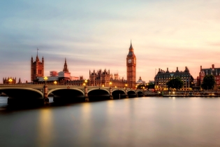 新英國首相上臺，英國移民政策走向何方？