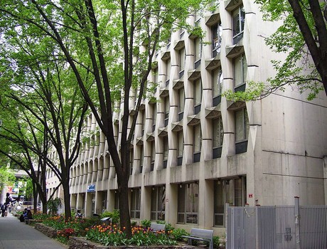 紐約時裝學院申請需要提供哪些材料？具體流程是什么？