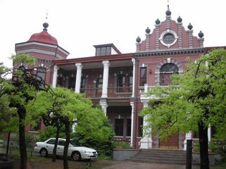 加拿大服裝設計學院誰最出名