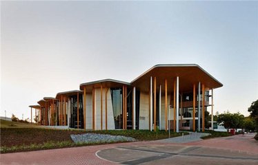 哪些國外建筑設(shè)計大學(xué)最出名？