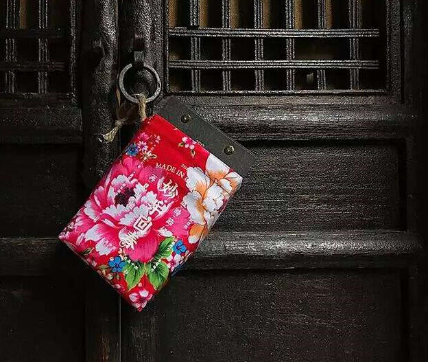 用插畫思維設(shè)計平面設(shè)計作品會有意想不到的效果