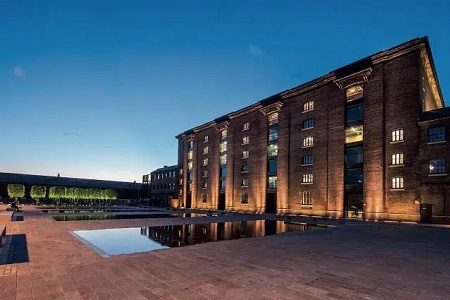 英國服裝設計大學申請條件是什么?