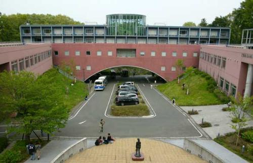 請問國內建筑專業(yè)去日本留學的話,有什么申請要求嗎？