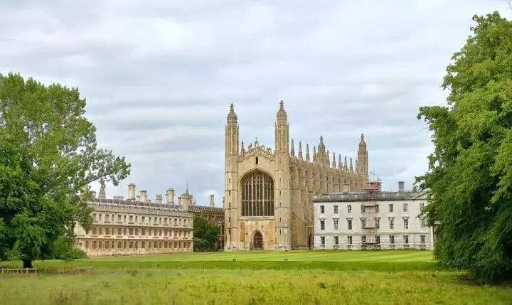 2022年英國劍橋大學(xué)法學(xué)院世界排名第幾？