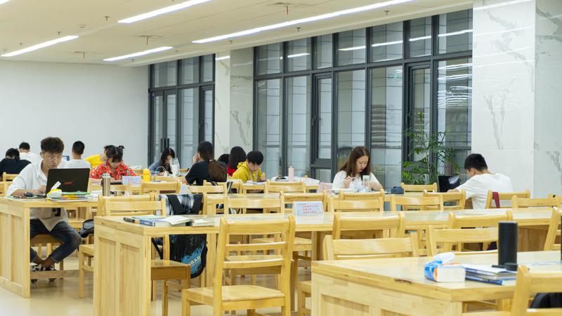 麥克馬斯特大學(xué)含金量高嗎，國(guó)內(nèi)承認(rèn)嗎？