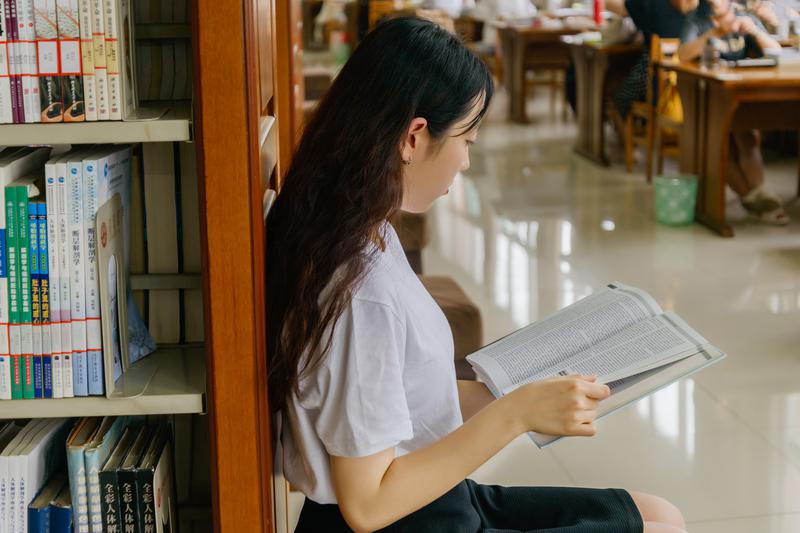 美國帕森斯設(shè)計學(xué)院讀碩士學(xué)費(fèi)一年大概多少？