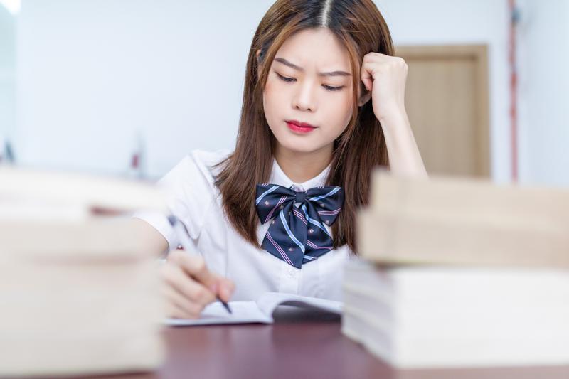柯蒂斯音樂(lè)學(xué)院和加州大學(xué)伯克利分校哪個(gè)好？