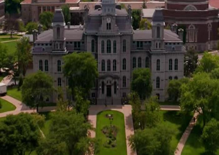 雪城大學(xué)
